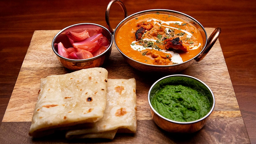 Butter Chicken With Rumali Roti